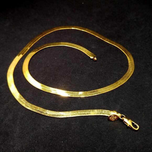 Vintage Herringbone Gold Plated Chain Necklace, 24 Inches, Premier Designs - Picture 2 of 6